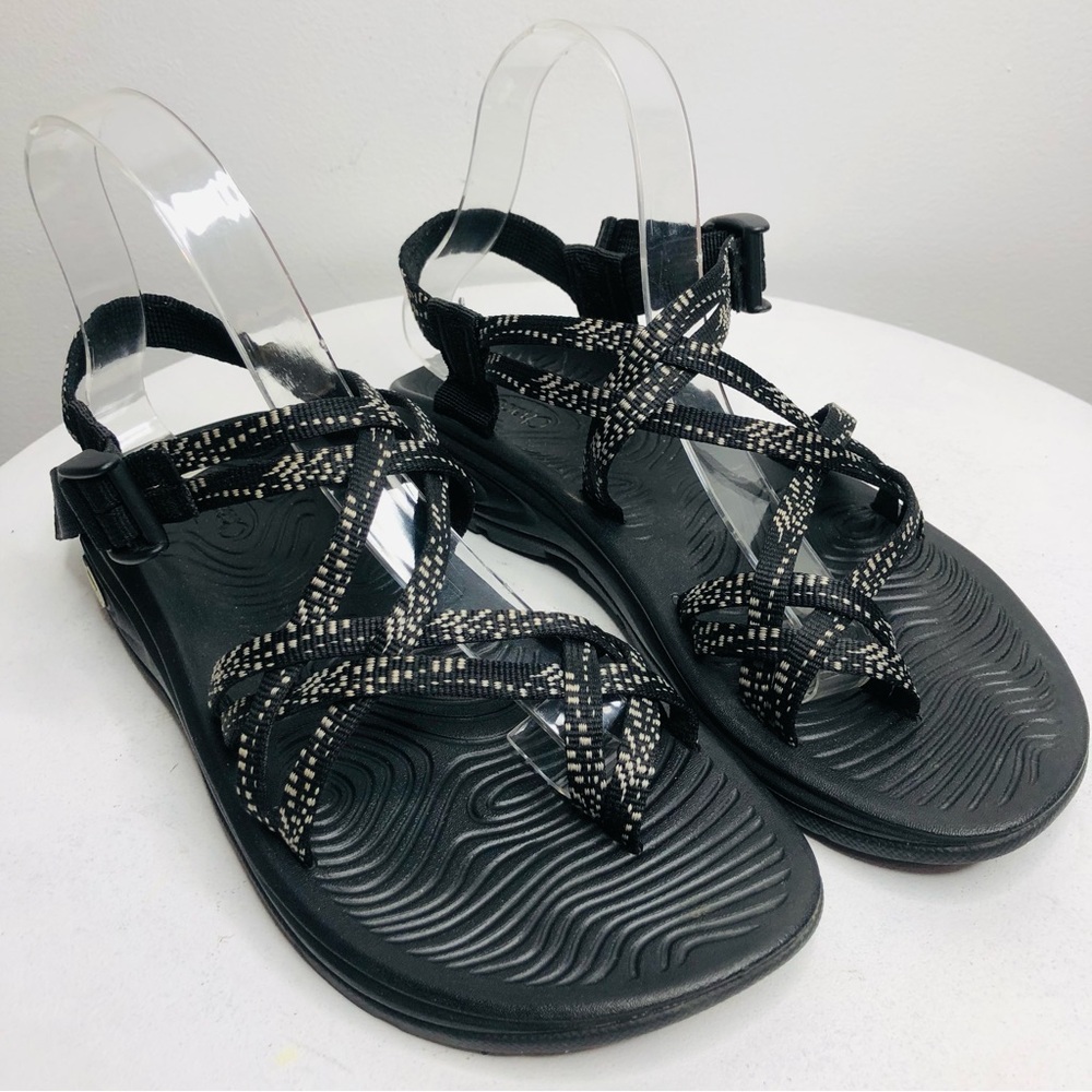 Chaco Women's J107064 Z/Volv X2 Black Sports Strappy Sandals SZ 8. RR2